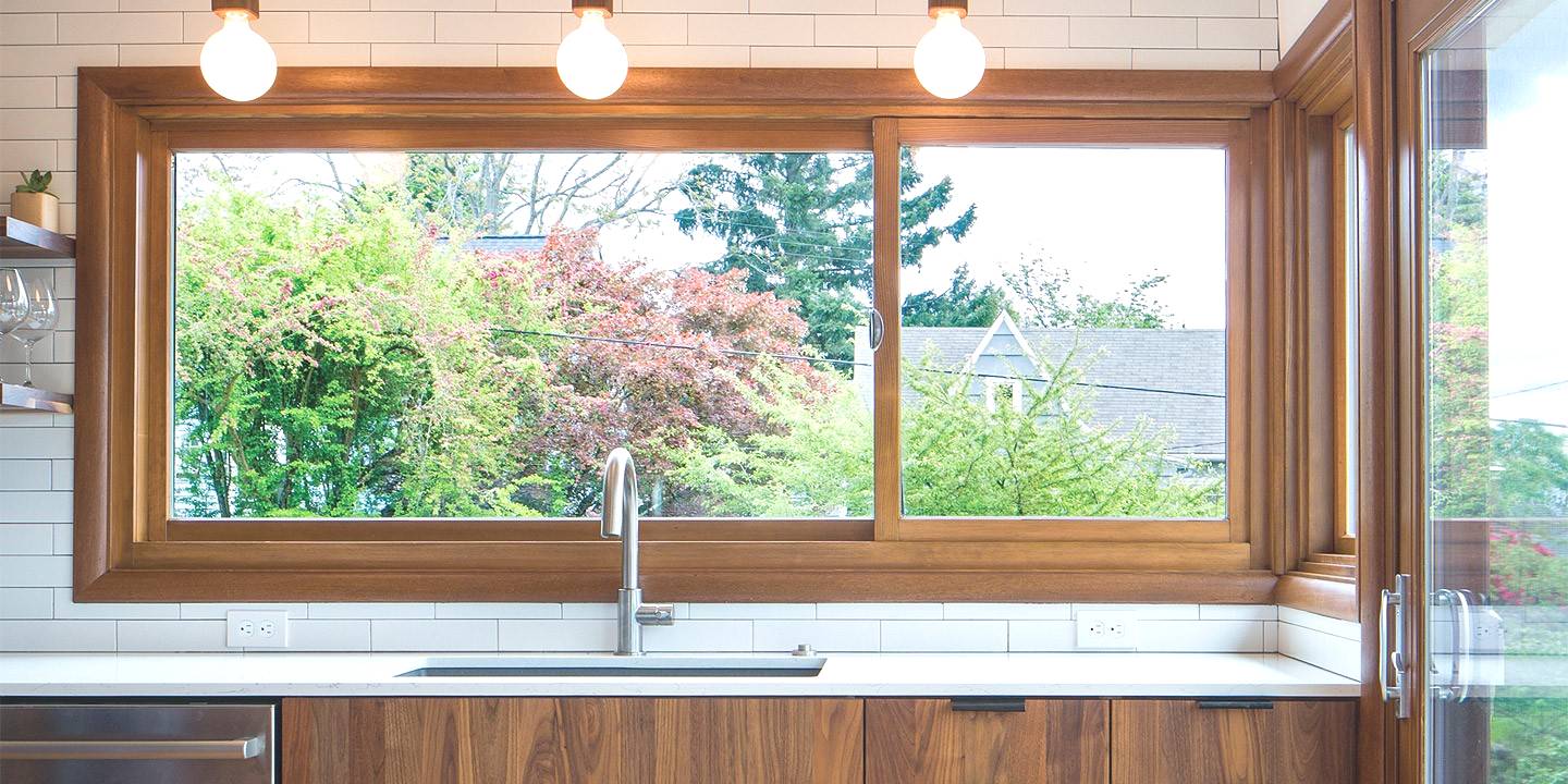 houten schuifraam plaatsen